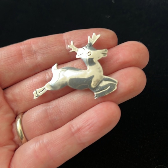 Taxco Mexico Sterling Silver Reindeer Brooch Cute Christmas Pin Vintage Mexican - Picture 4 of 8